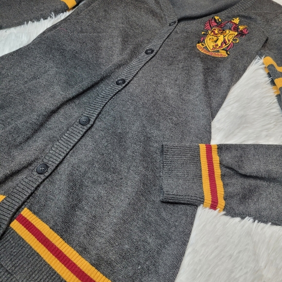 Harry Potter Gryffindor Gray Cardigan XS - Picture 9 of 10